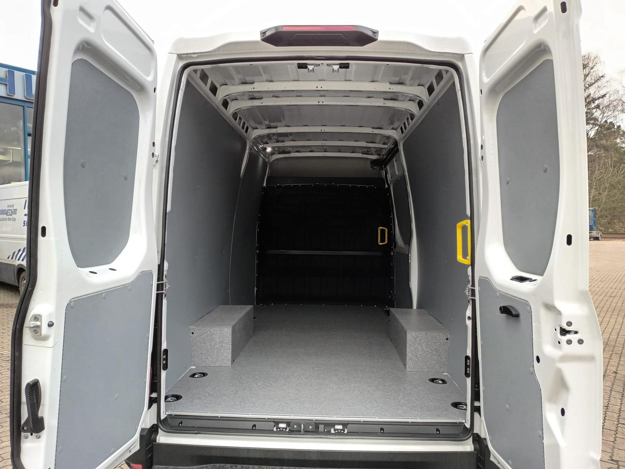 Iveco Daily 35S16A8 V 3520L - ab 0% Finanzieren - Panel van: picture 5 Iveco Daily 35S16A8 V 3520L - ab 0% Finanzieren - Panel van: picture 5