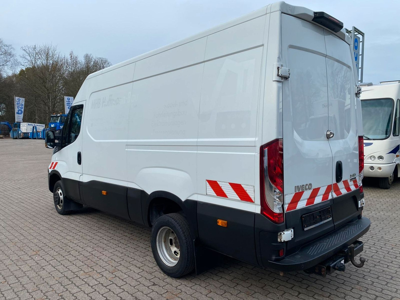 Iveco Daily 50C18HA8V 3520L *AHK* KLIMA*Sitzheizung... - Panel van: picture 4 Iveco Daily 50C18HA8V 3520L *AHK* KLIMA*Sitzheizung... - Panel van: picture 4