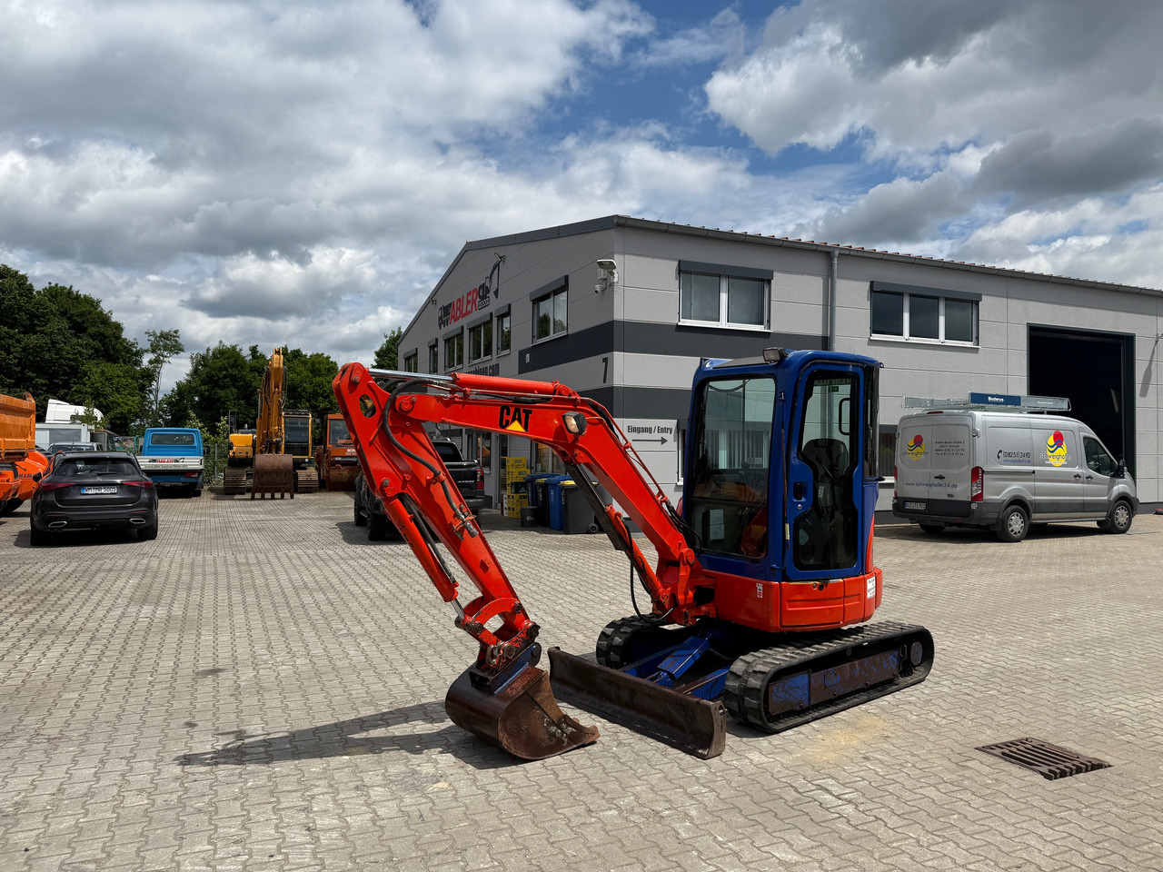 Caterpillar 303C Minibagger - Excavator: picture 1 Caterpillar 303C Minibagger - Excavator: picture 1