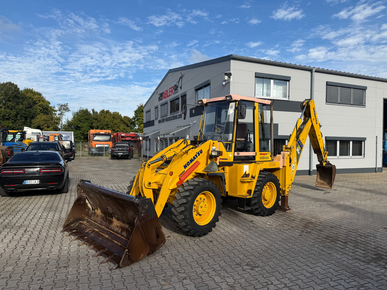 Komatsu WB98A-2 Baggerlader SW - Backhoe loader: picture 2 Komatsu WB98A-2 Baggerlader SW - Backhoe loader: picture 2