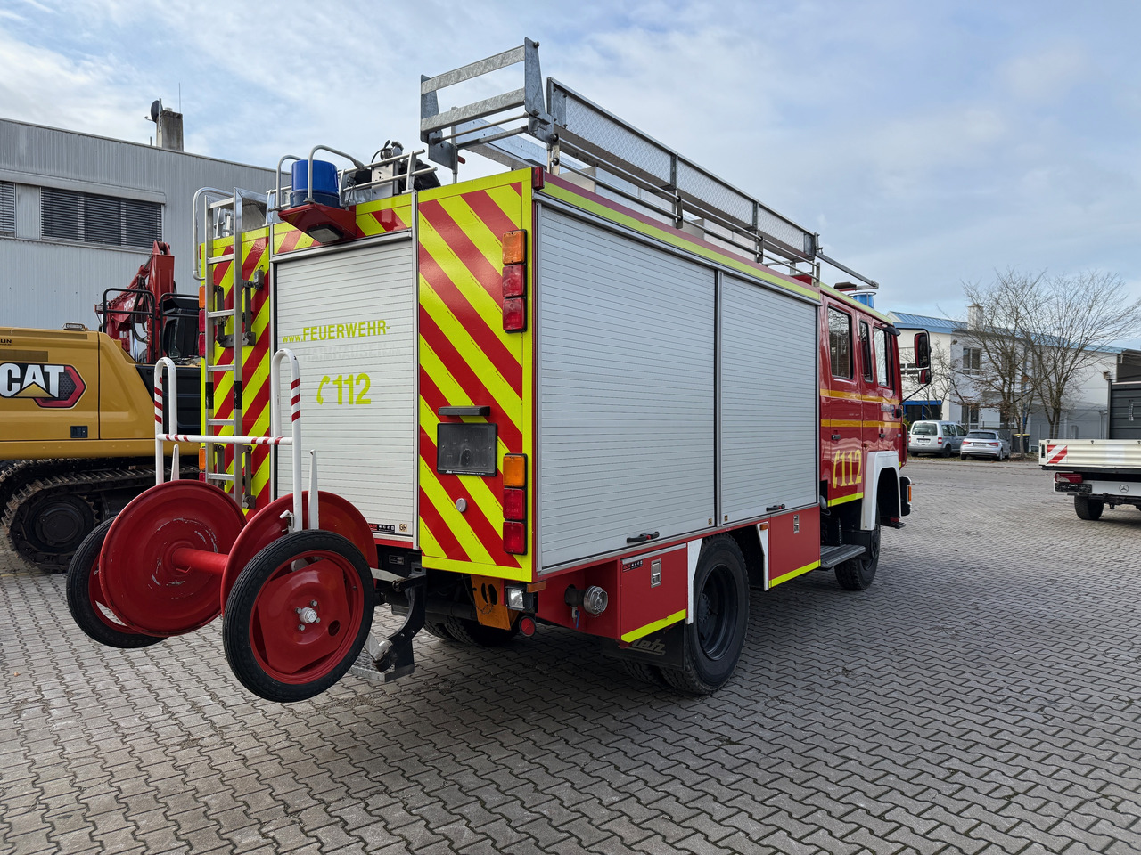 MAN 12.222 LF16 Feuerwehr-LKW - Fire truck: picture 4 MAN 12.222 LF16 Feuerwehr-LKW - Fire truck: picture 4