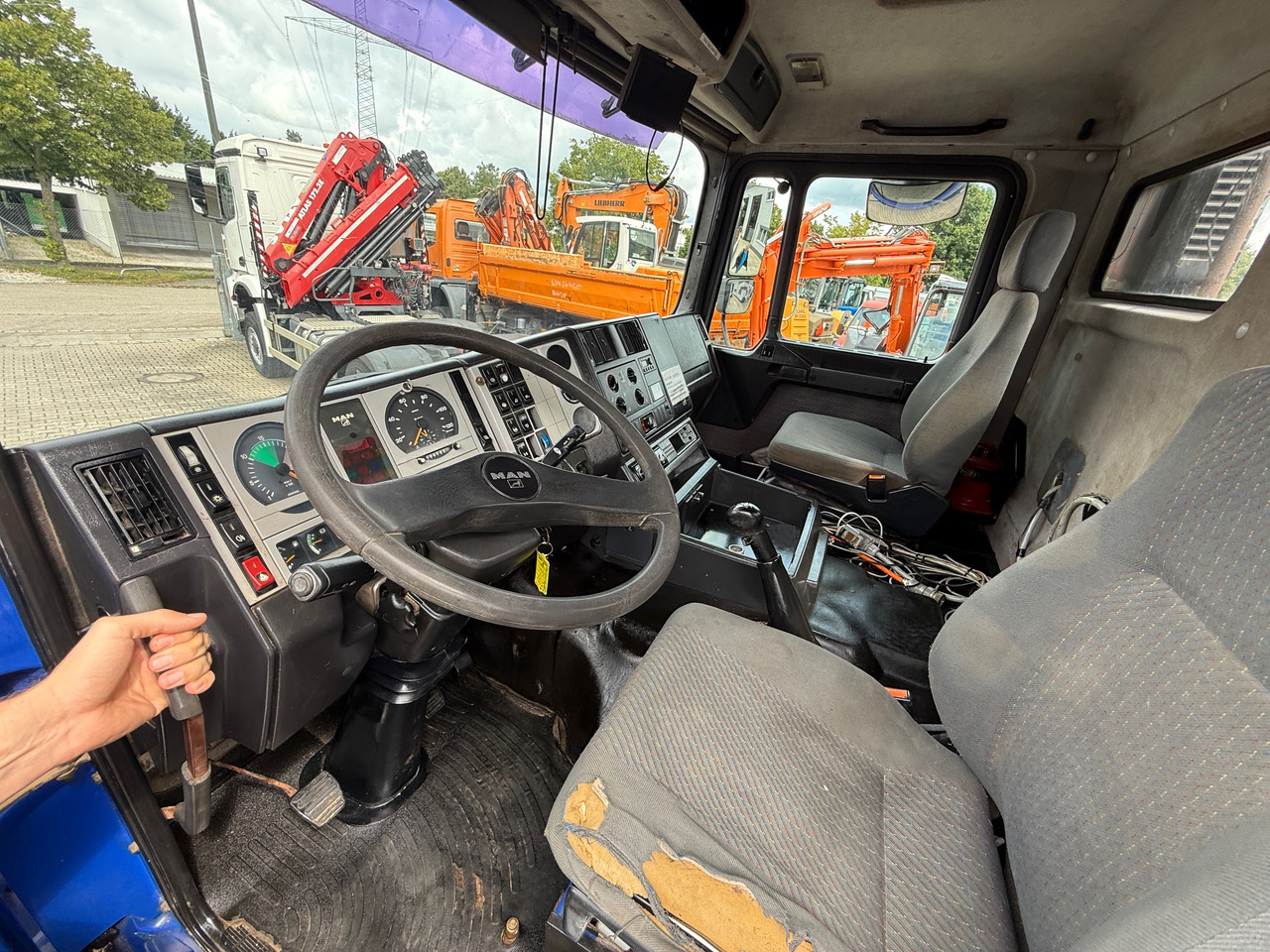 Tipper MAN 19.364 3-Seiten-Kipper Allrad Winterdienst: picture 14