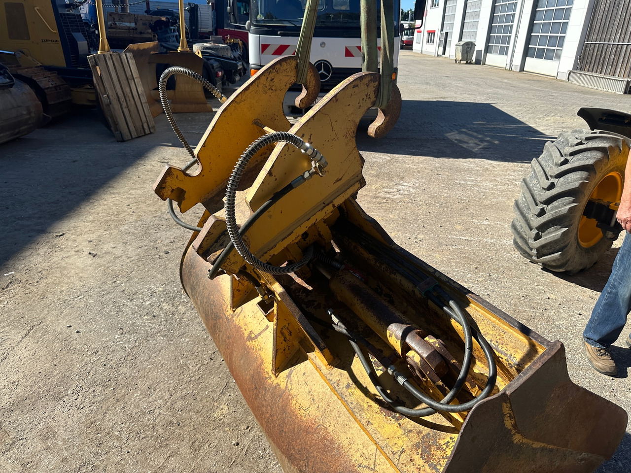 Verachtert CW 40S Schwenkbarer Tieflöffel 175 cm - Excavator bucket for Construction machinery: picture 4 Verachtert CW 40S Schwenkbarer Tieflöffel 175 cm - Excavator bucket for Construction machinery: picture 4