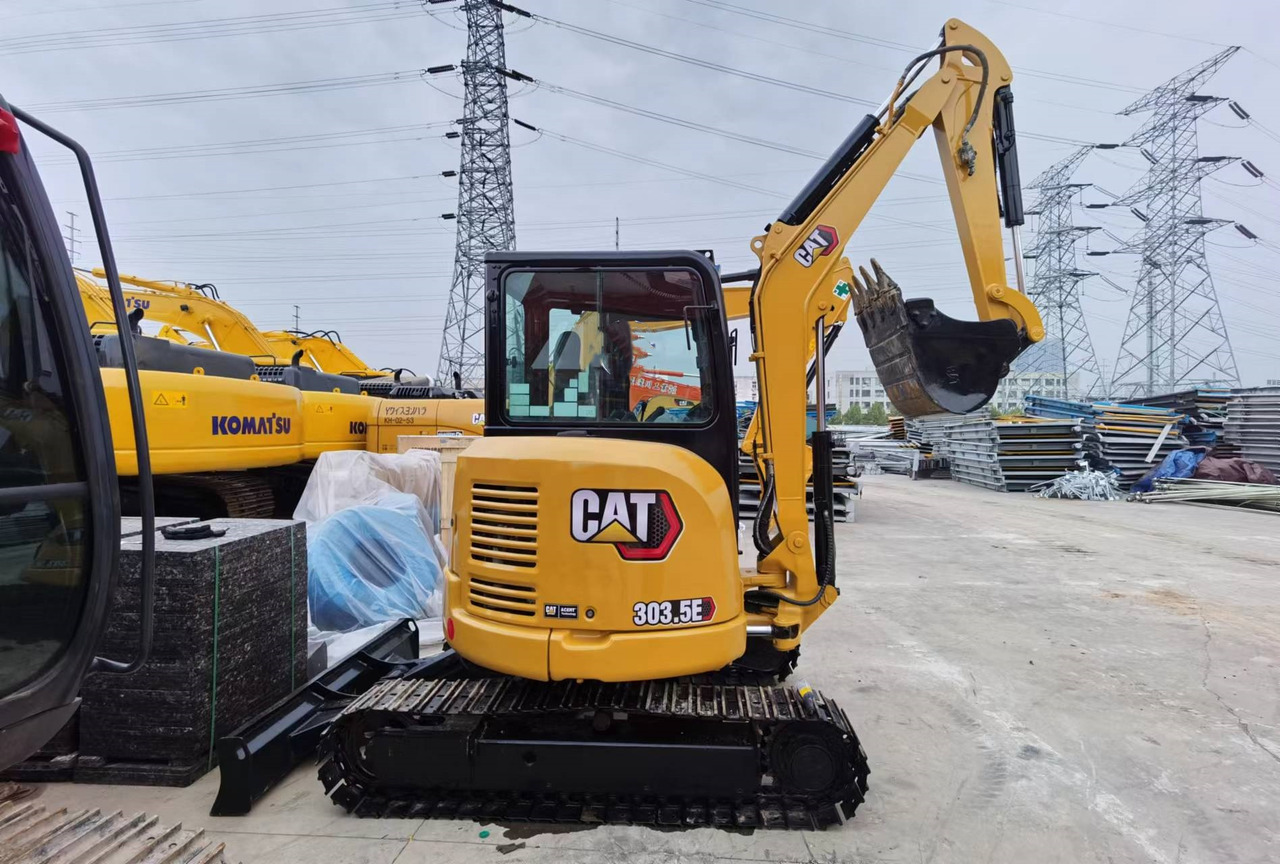 CATERPILLAR 303.5E - Mini excavator: picture 1 CATERPILLAR 303.5E - Mini excavator: picture 1