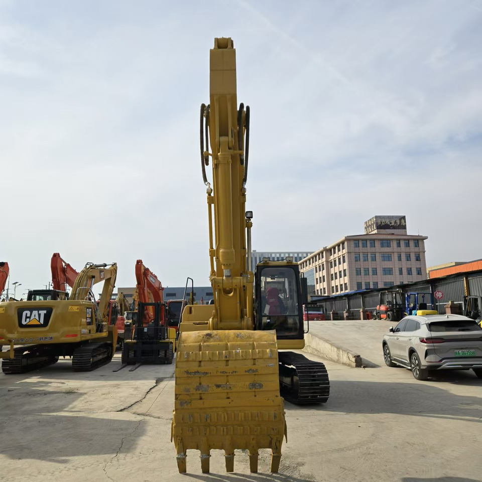 CATERPILLAR 320BL - Excavator: picture 4 CATERPILLAR 320BL - Excavator: picture 4