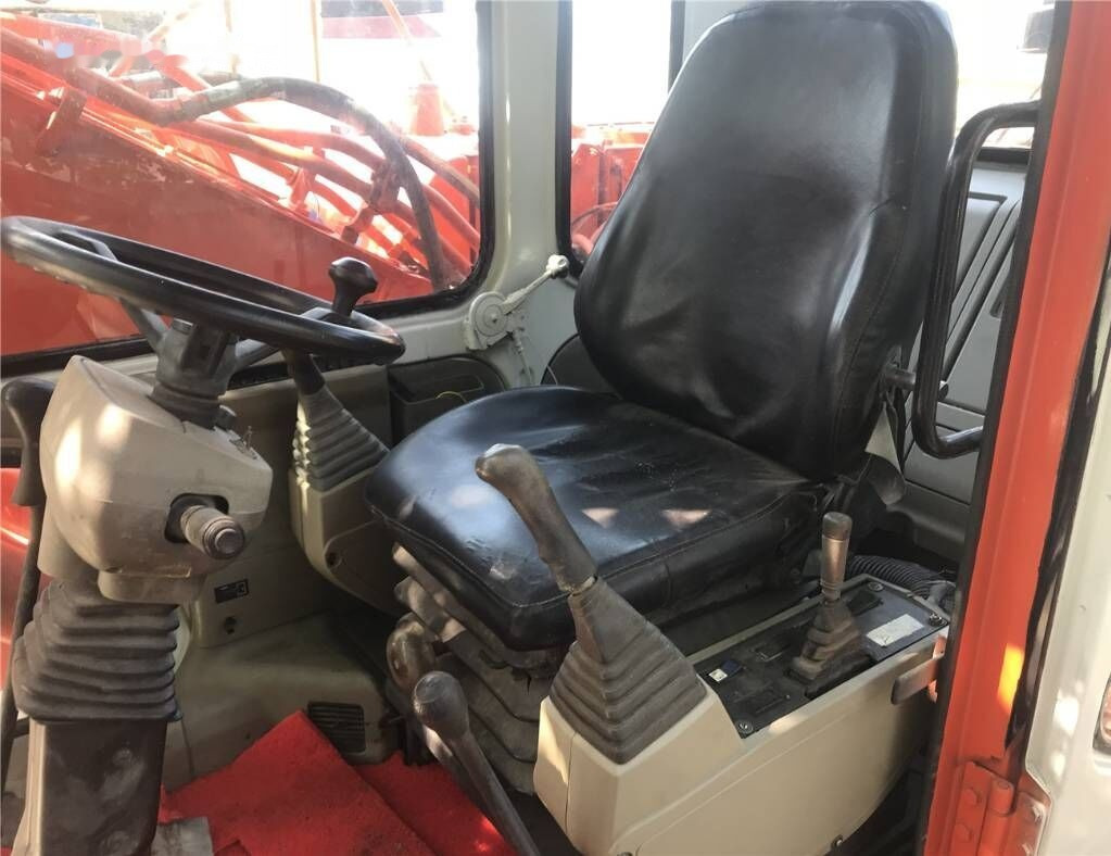 Hitachi ZX160WD - Wheel excavator: picture 4 Hitachi ZX160WD - Wheel excavator: picture 4
