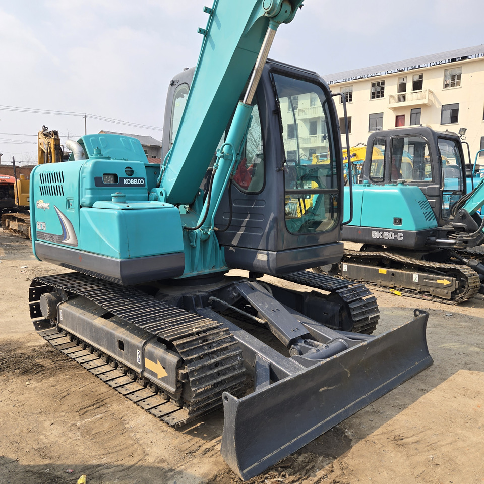 KOBELCO SK75 - Mini excavator: picture 1 KOBELCO SK75 - Mini excavator: picture 1