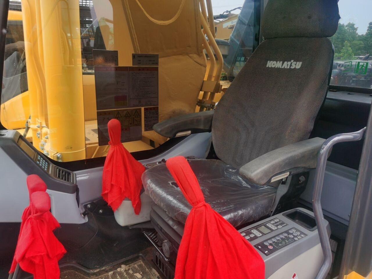 Komatsu PC350-7 - Crawler excavator: picture 3 Komatsu PC350-7 - Crawler excavator: picture 3