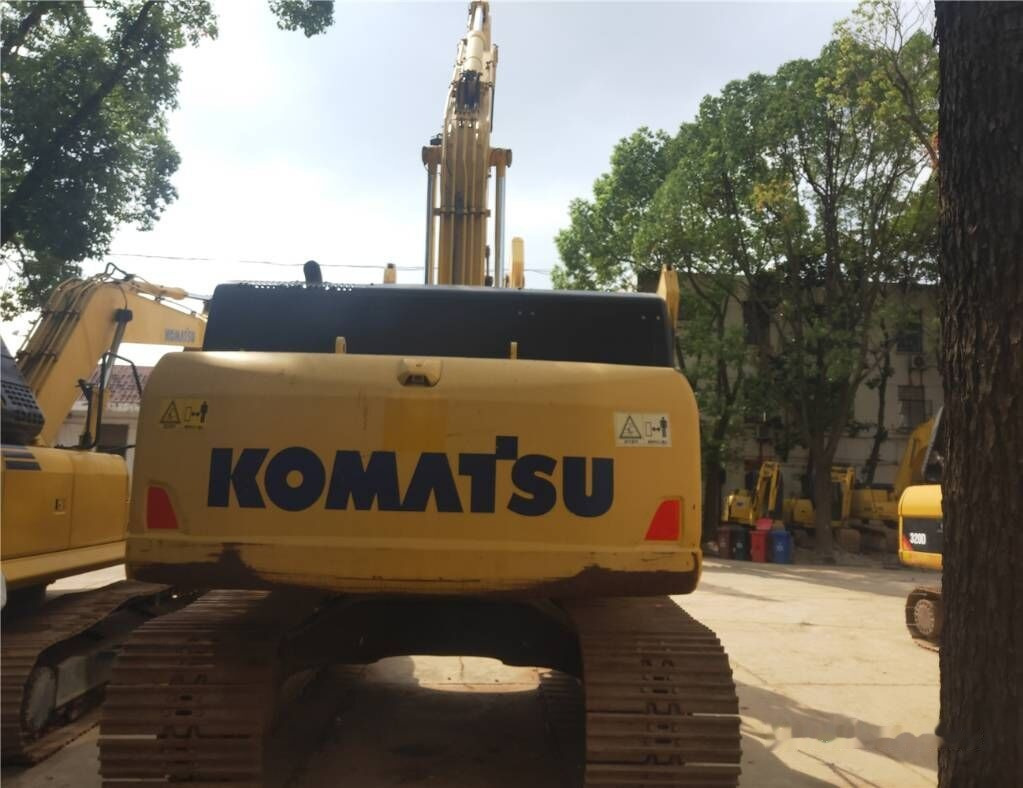 Komatsu PC490LC-10 - Crawler excavator: picture 3 Komatsu PC490LC-10 - Crawler excavator: picture 3