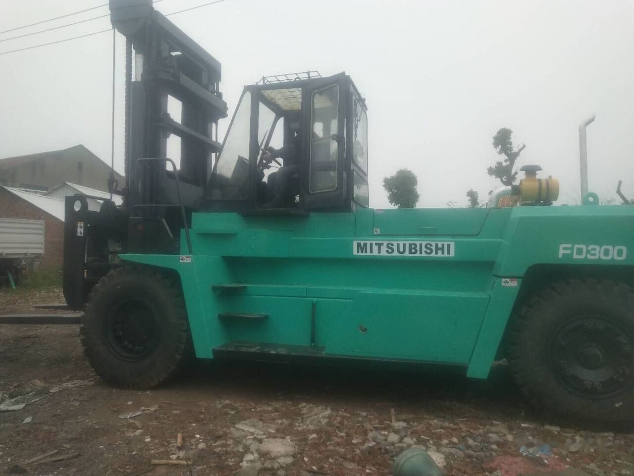 Mitsubishi FD300 - Diesel forklift: picture 3 Mitsubishi FD300 - Diesel forklift: picture 3
