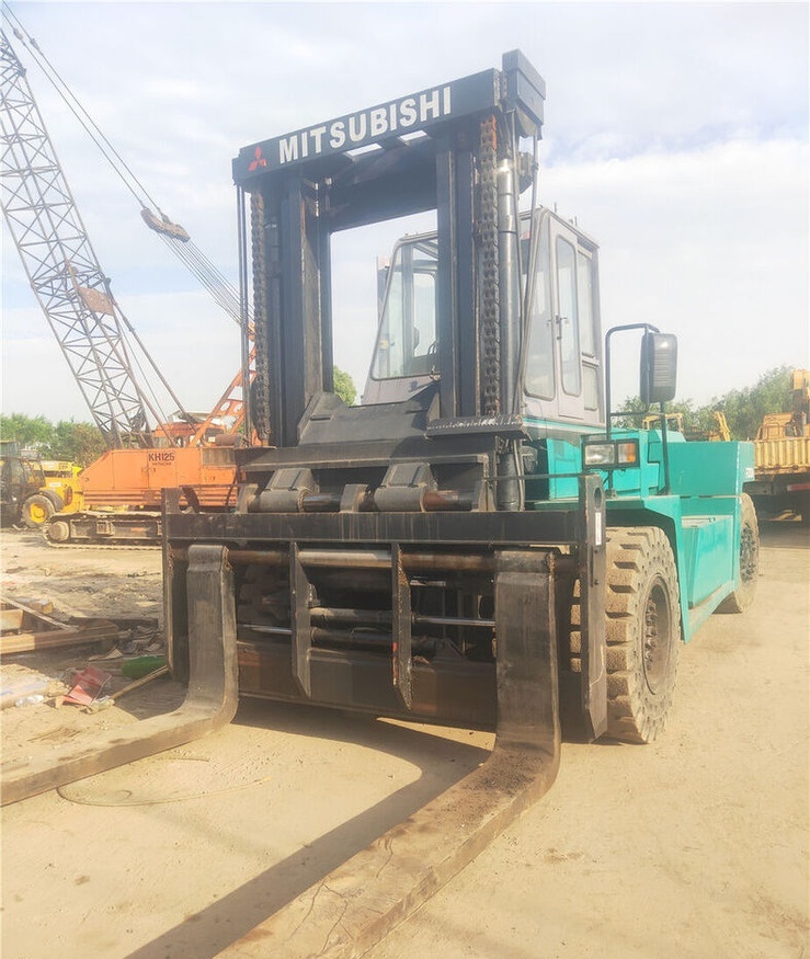 Mitsubishi FD300 - Diesel forklift: picture 1 Mitsubishi FD300 - Diesel forklift: picture 1