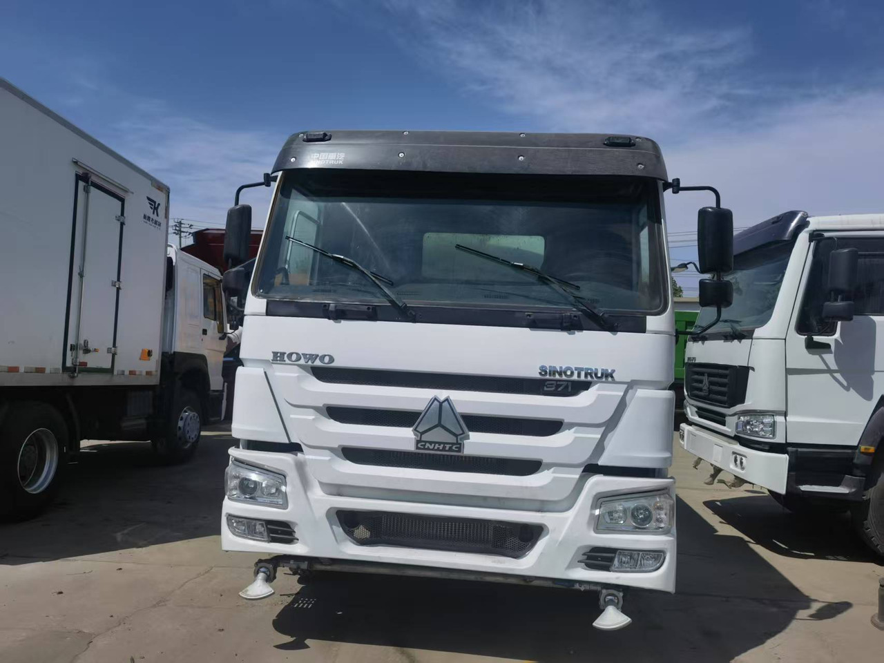Sinotruk HOWO 371 6*4 Dump truck - Pressure washer: picture 3 Sinotruk HOWO 371 6*4 Dump truck - Pressure washer: picture 3