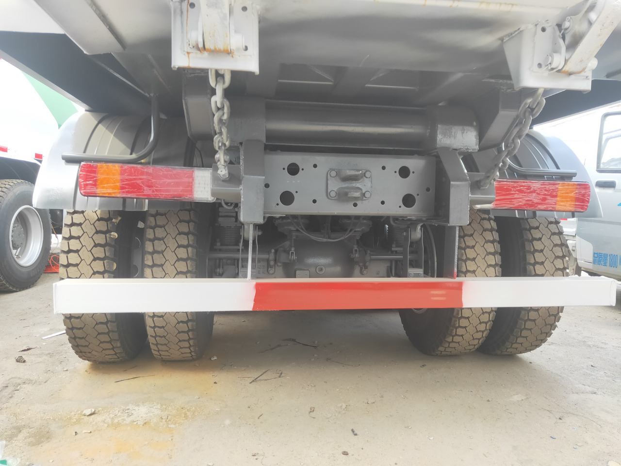 Tipper Sinotruk HOWO 371 6*4 Dump truck: picture 12