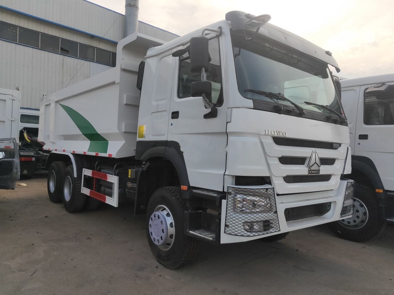 Sinotruk HOWO 6*4 Dump truck - Tipper: picture 2 Sinotruk HOWO 6*4 Dump truck - Tipper: picture 2
