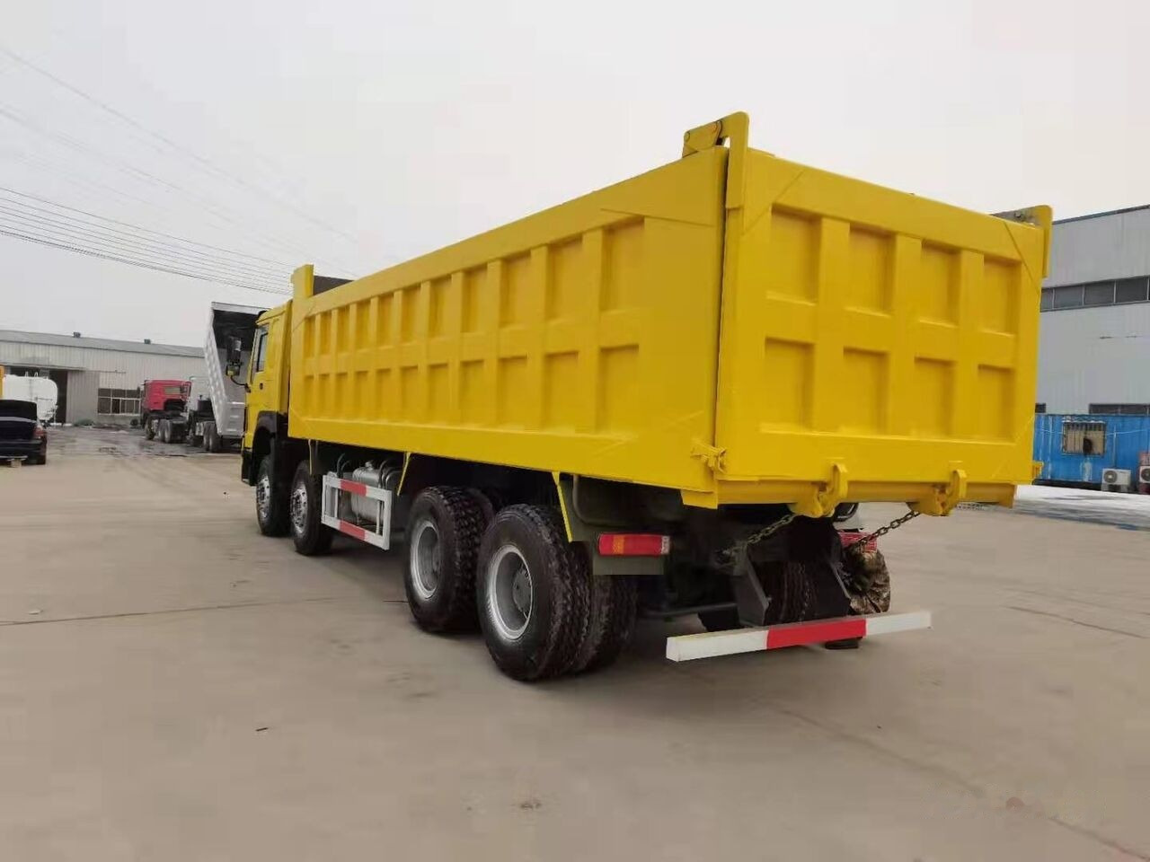 Sinotruk HOWO 8*4 Dump truck - Tipper: picture 4 Sinotruk HOWO 8*4 Dump truck - Tipper: picture 4