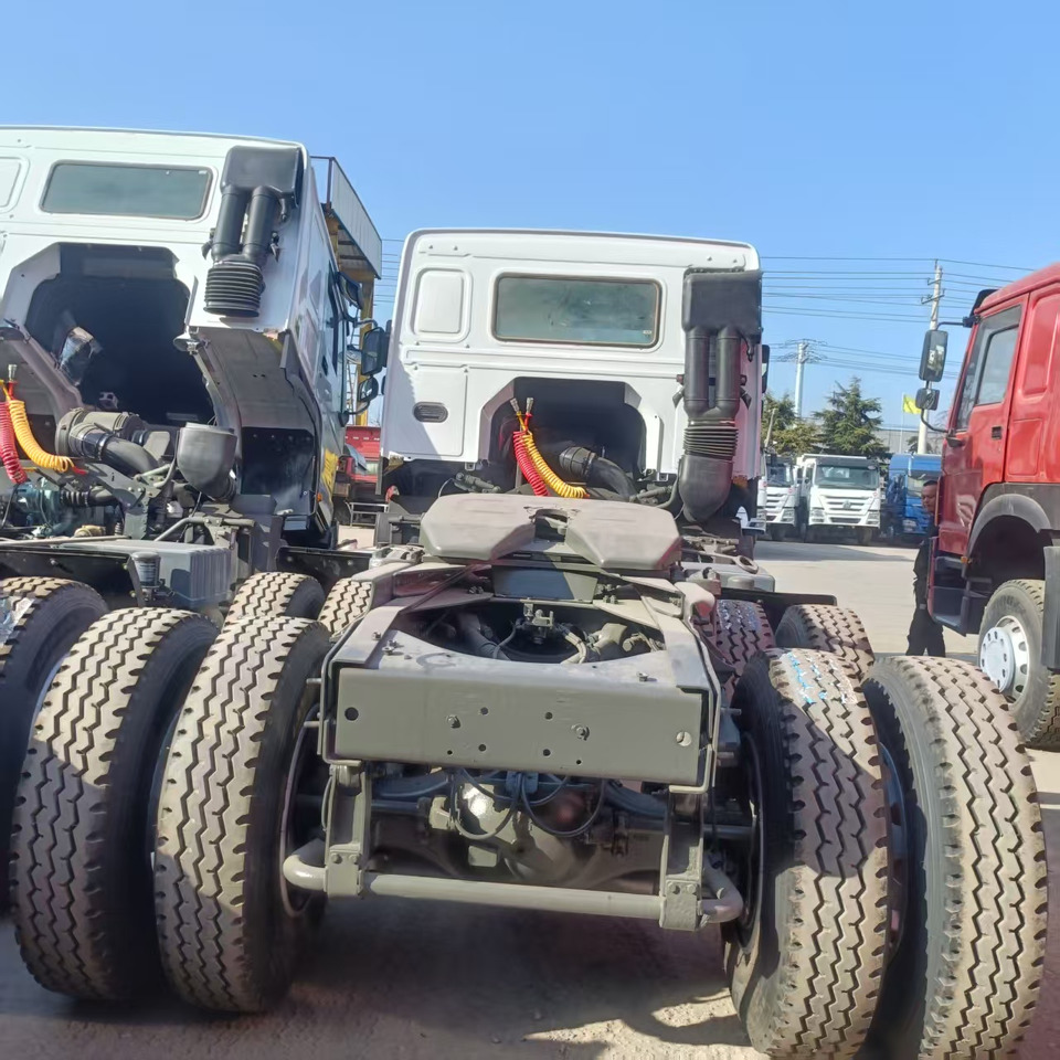 Sinotruk HOWO 371 6*4 Tractor - Tractor unit: picture 3 Sinotruk HOWO 371 6*4 Tractor - Tractor unit: picture 3