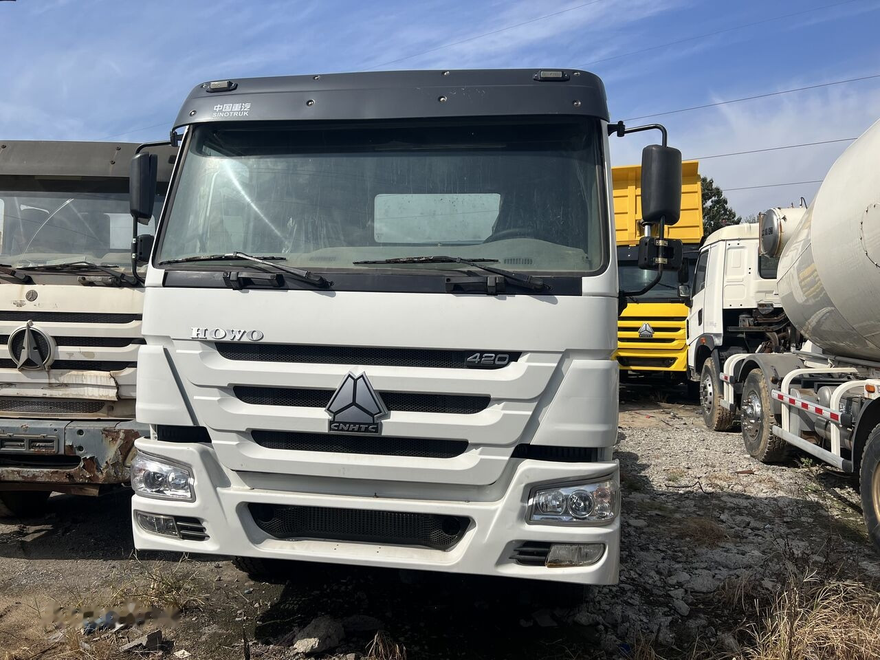 Sinotruk HOWO 420HP 6X4 Tractor - Tractor unit: picture 4 Sinotruk HOWO 420HP 6X4 Tractor - Tractor unit: picture 4