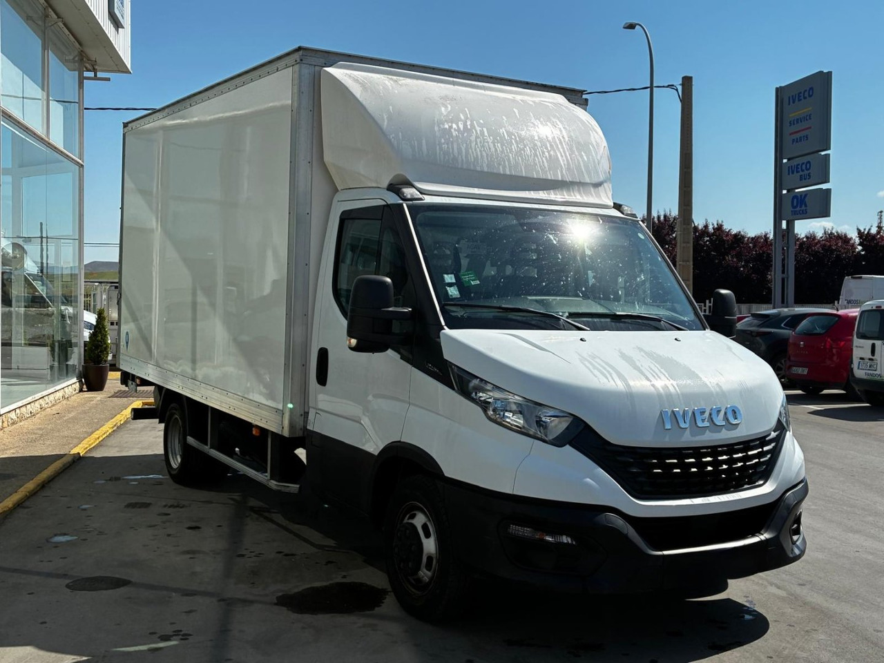 Caja cerrada IVECO 35C16 20m3 - Box van: picture 3 Caja cerrada IVECO 35C16 20m3 - Box van: picture 3