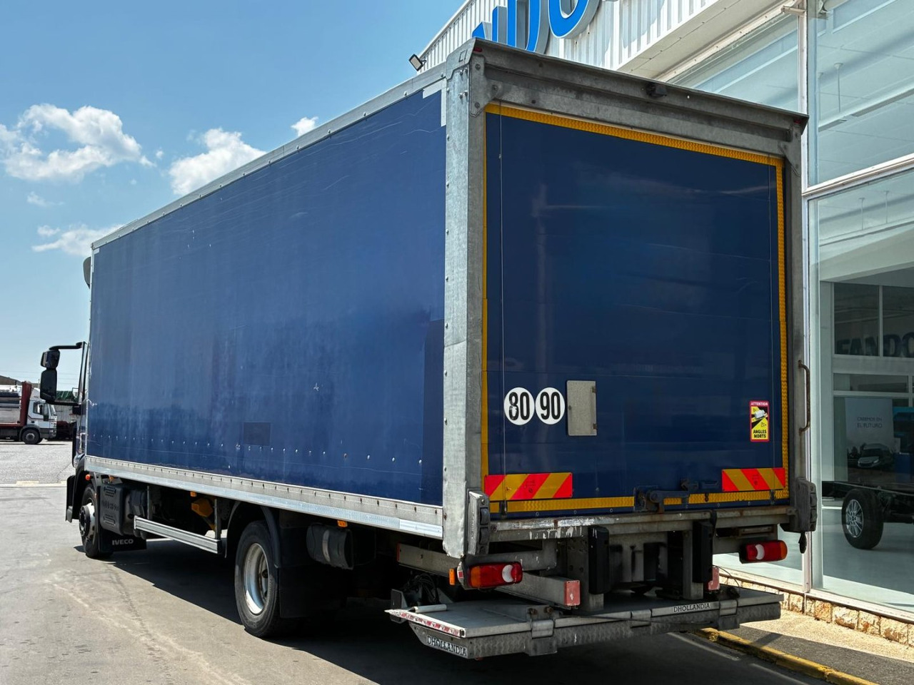 Caja cerrada IVECO Eurocargo ML 120 E22 - Box truck: picture 4 Caja cerrada IVECO Eurocargo ML 120 E22 - Box truck: picture 4