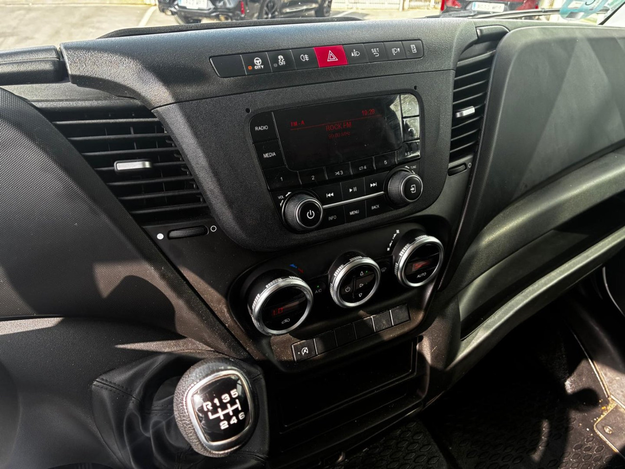 Panel van Furgón IVECO 35S16 V 12m3: picture 10 Panel van Furgón IVECO 35S16 V 12m3: picture 10