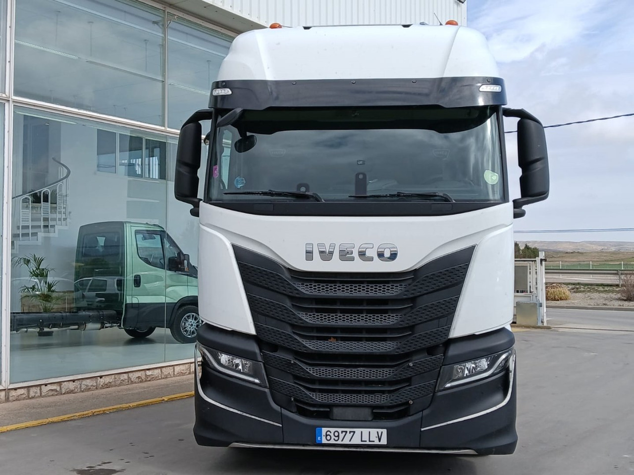 Cabeza Tractora IVECO 460 AUTOMATICO INTARDER ADR - Tractor unit: picture 2 Cabeza Tractora IVECO 460 AUTOMATICO INTARDER ADR - Tractor unit: picture 2