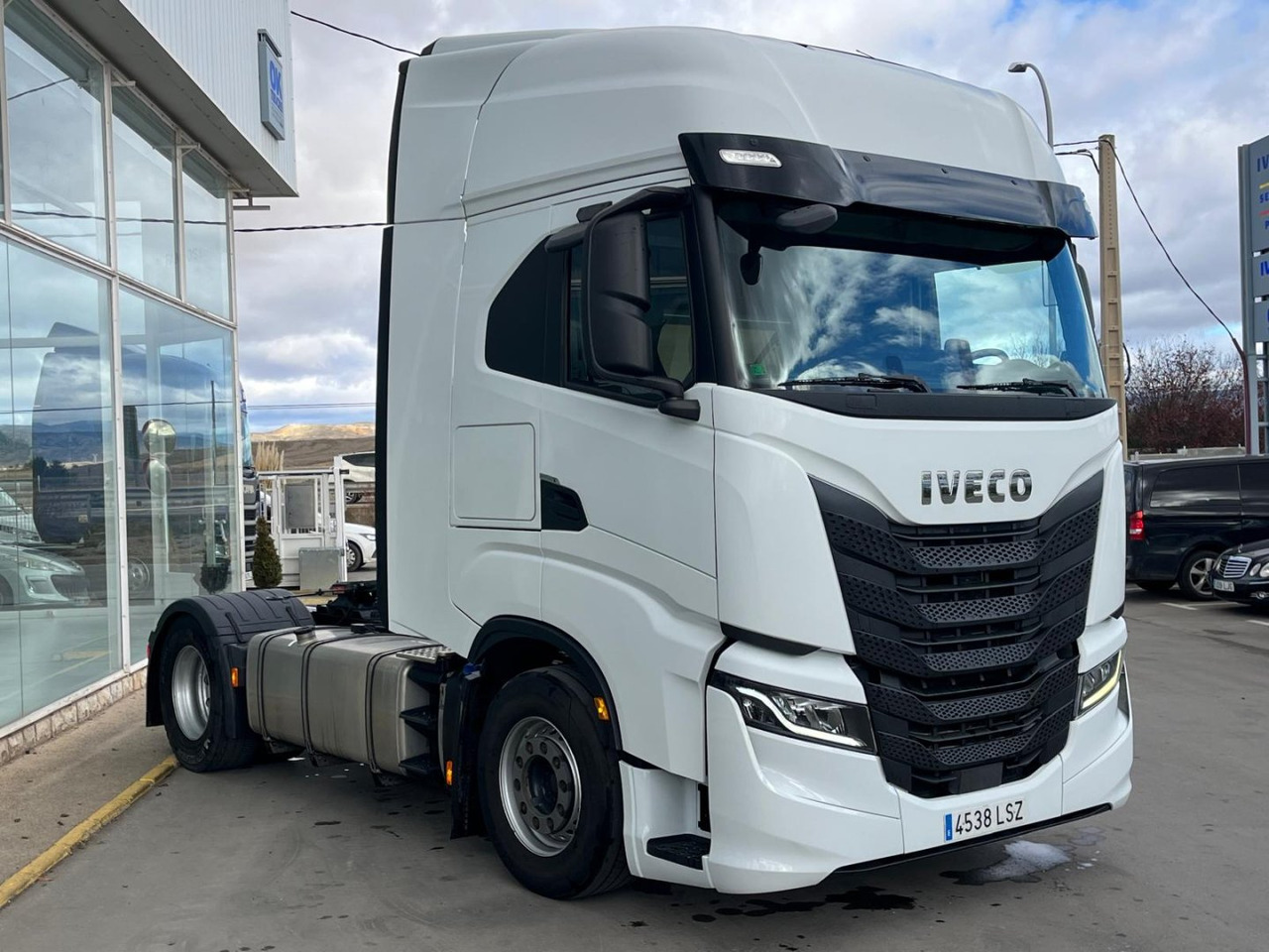 Cabeza Tractora IVECO S-WAY 510 AUTOMATICO CON INTARDER - Tractor unit: picture 3 Cabeza Tractora IVECO S-WAY 510 AUTOMATICO CON INTARDER - Tractor unit: picture 3