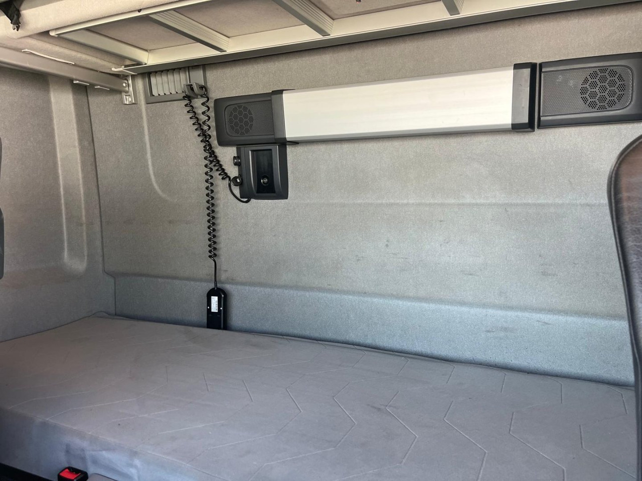 Cabeza Tractora Renault T520 AUTOMATICA INTARDER FULL on lease Cabeza Tractora Renault T520 AUTOMATICA INTARDER FULL: picture 16