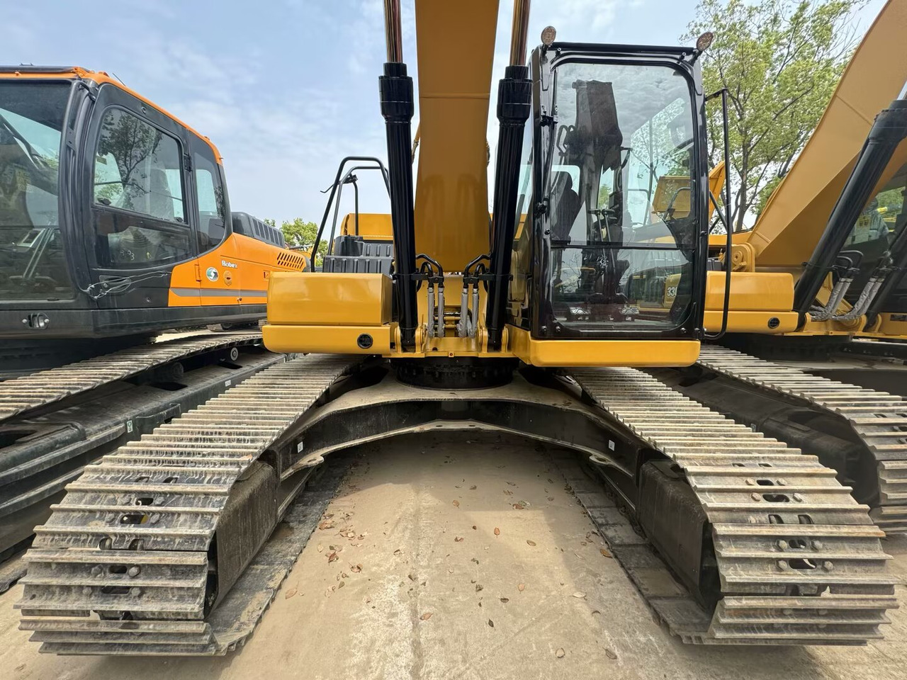 Crawler excavator CAT 323GC 330GC 336GC: picture 8