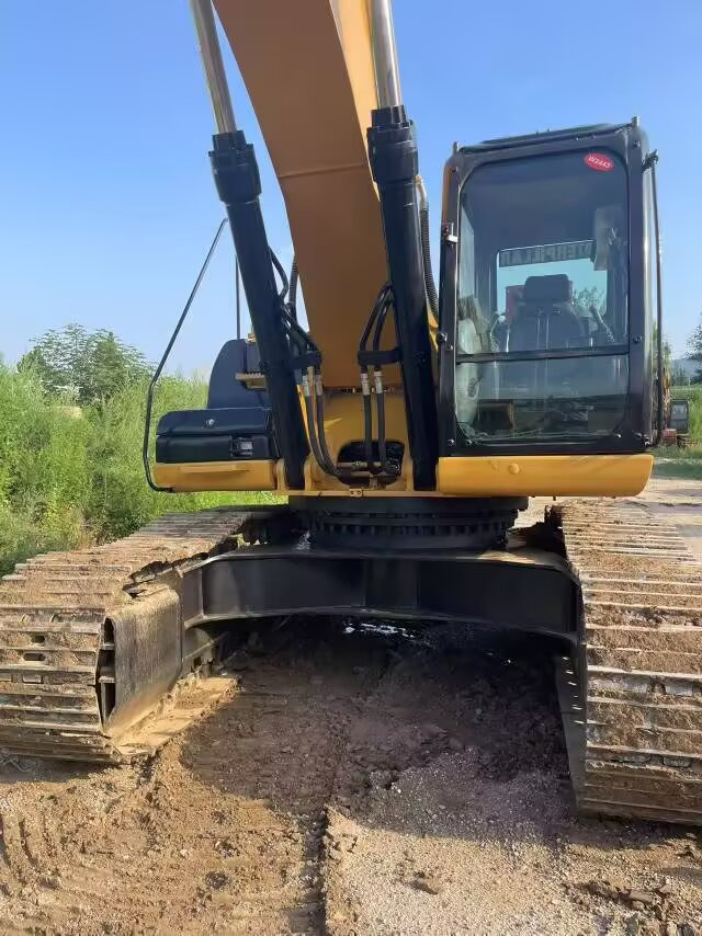 CAT 336D2L - Crawler excavator: picture 3 CAT 336D2L - Crawler excavator: picture 3