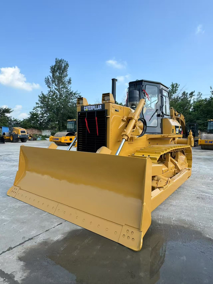 CAT D6G - Bulldozer: picture 4 CAT D6G - Bulldozer: picture 4