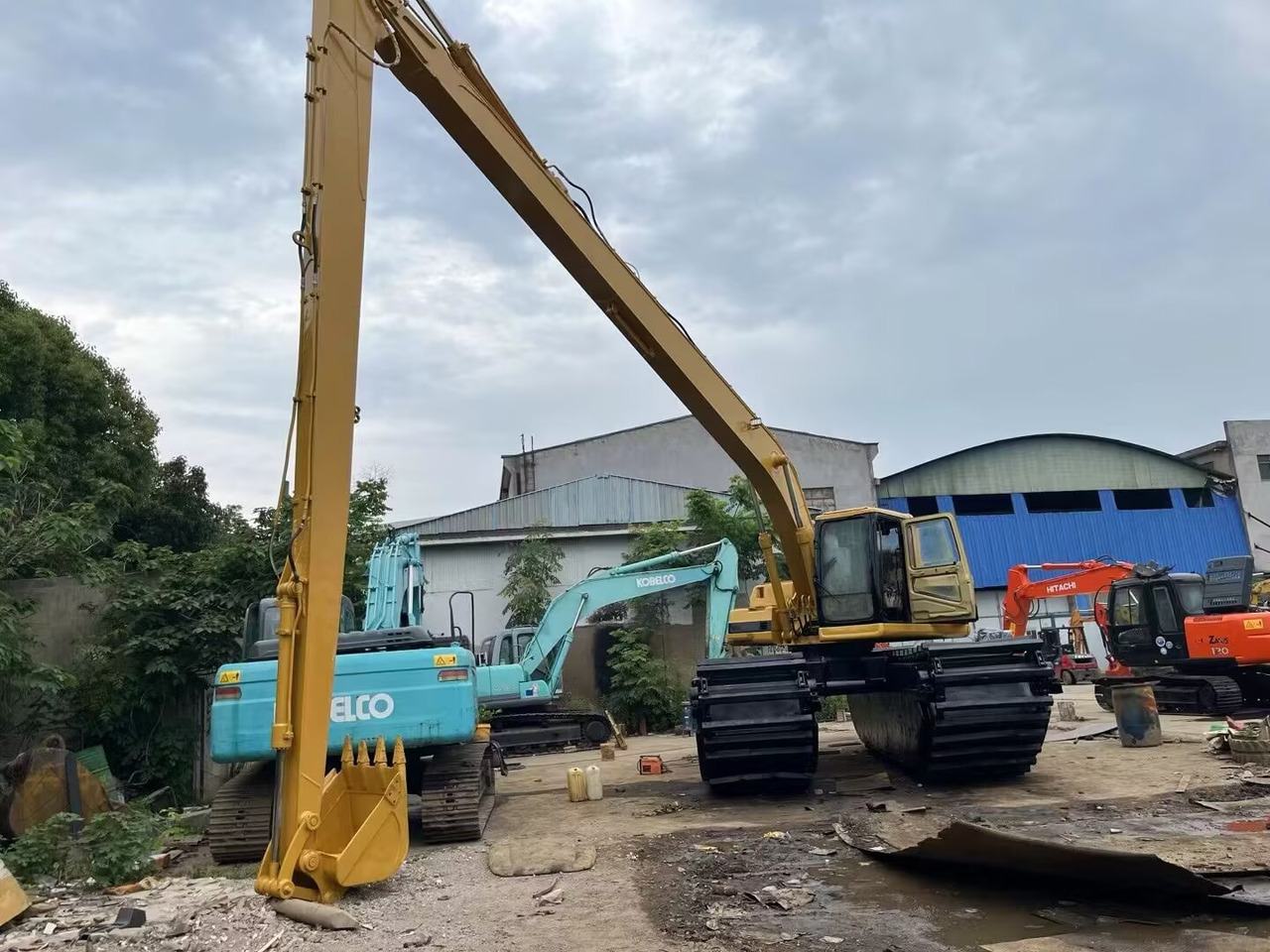 CATERPILLAR 320BL 320CL 18 MERTER EXTENDED ARM DREDGER - Amphibious excavator: picture 3 CATERPILLAR 320BL 320CL 18 MERTER EXTENDED ARM DREDGER - Amphibious excavator: picture 3