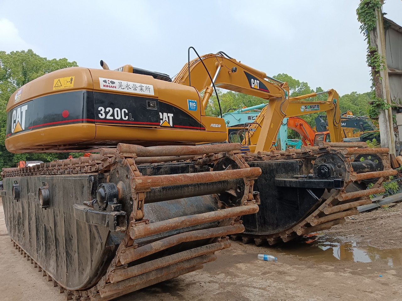 CATERPILLAR 320CL DREDGER CUSTOMIZABLE - Amphibious excavator: picture 2 CATERPILLAR 320CL DREDGER CUSTOMIZABLE - Amphibious excavator: picture 2