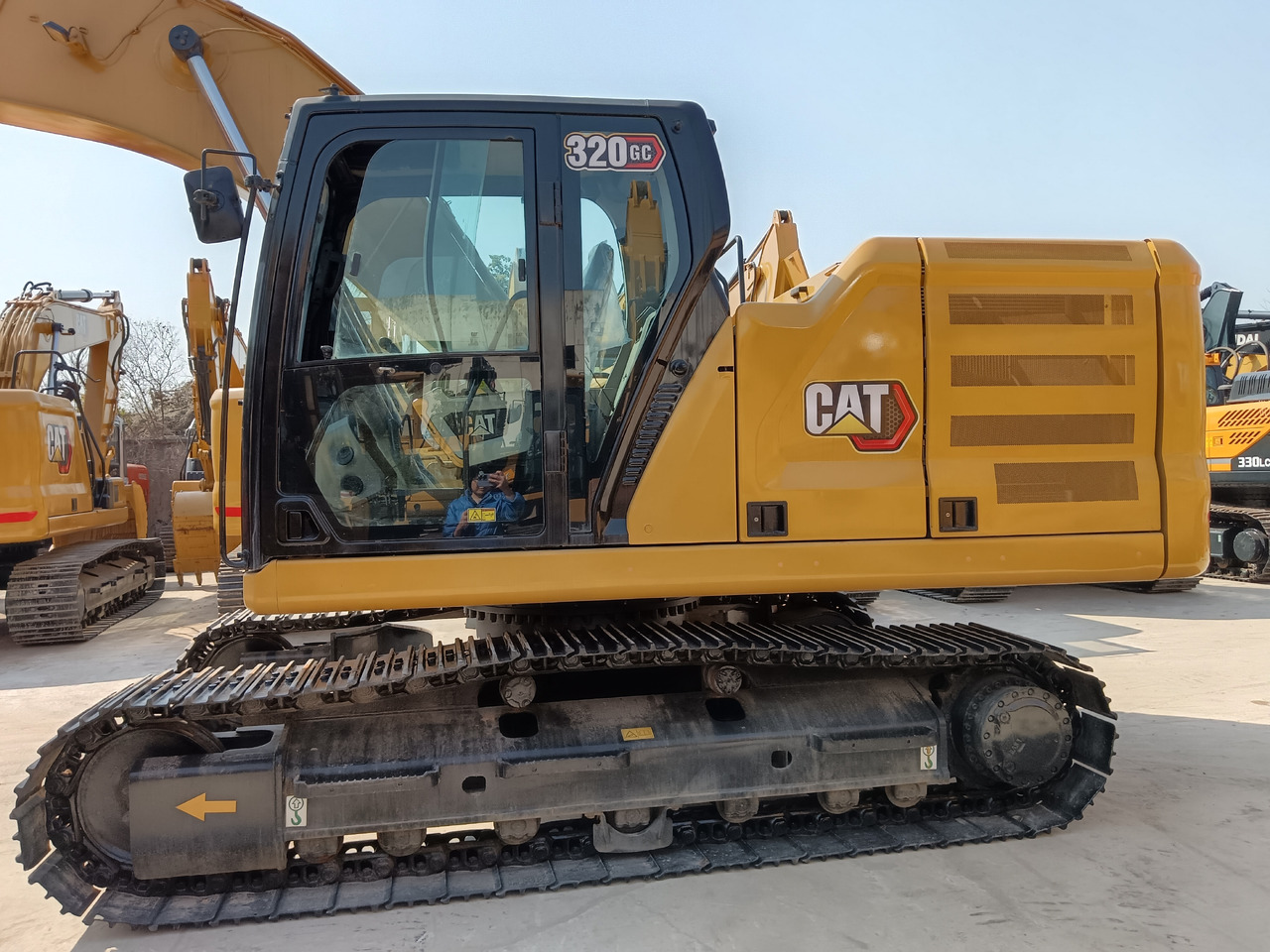 CATERPILLAR 320GC CAT 320 GC 336GC 323GC 330GC - Crawler excavator: picture 1 CATERPILLAR 320GC CAT 320 GC 336GC 323GC 330GC - Crawler excavator: picture 1