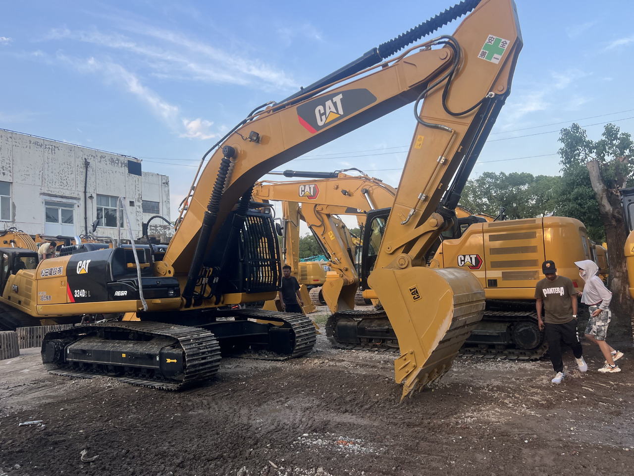 CATERPILLAR 324DL CAT 324D 2 L - Crawler excavator: picture 2 CATERPILLAR 324DL CAT 324D 2 L - Crawler excavator: picture 2