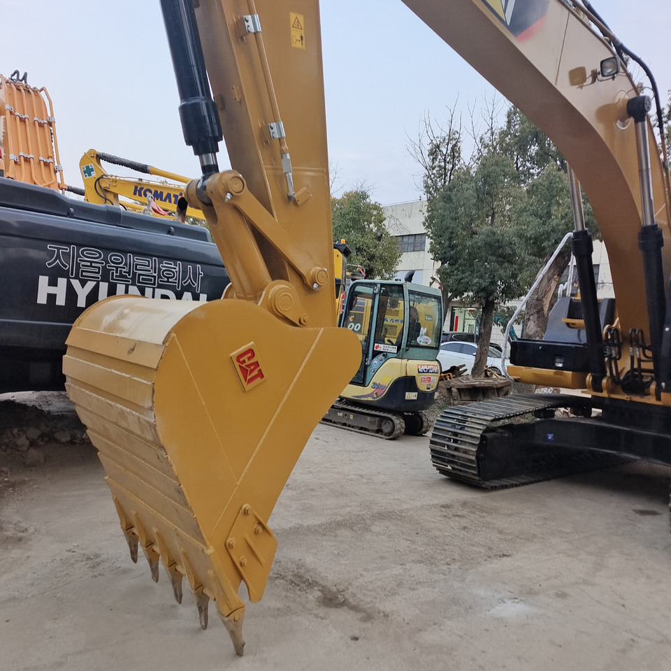 CATERPILLAR 330D2 L CAT 330D 2 L - Crawler excavator: picture 3 CATERPILLAR 330D2 L CAT 330D 2 L - Crawler excavator: picture 3