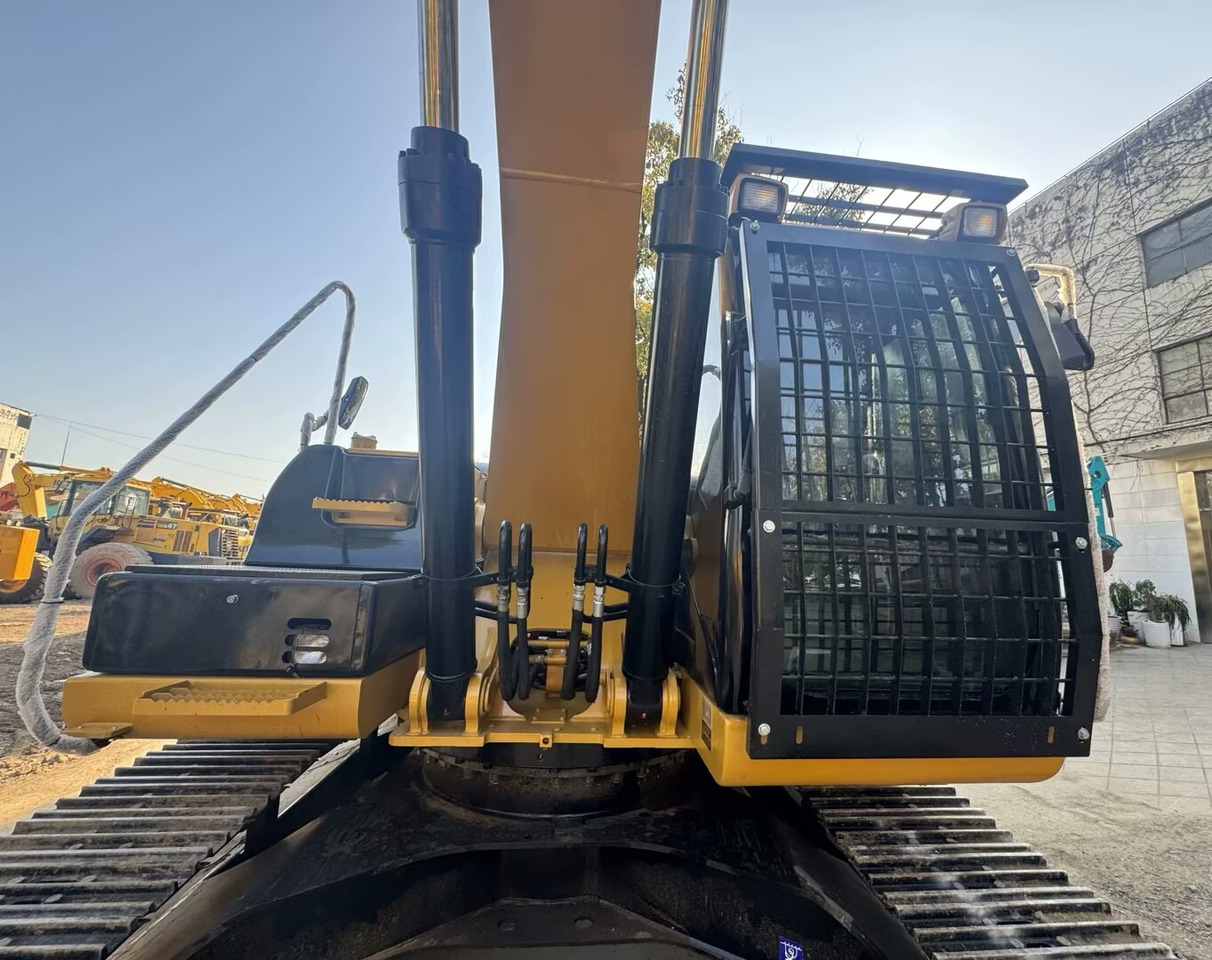 CATERPILLAR 330D2L CAT 330D 2 L - Crawler excavator: picture 4 CATERPILLAR 330D2L CAT 330D 2 L - Crawler excavator: picture 4