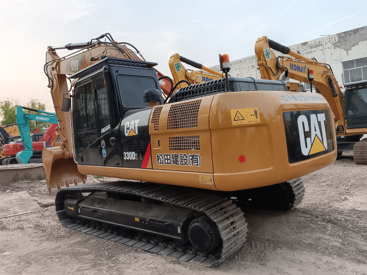 CATERPILLAR 330D2L CAT 330GC 330D 2 L - Crawler excavator: picture 1 CATERPILLAR 330D2L CAT 330GC 330D 2 L - Crawler excavator: picture 1
