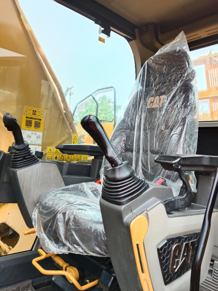 CATERPILLAR 330GC CAT 330 GC - Crawler excavator: picture 3 CATERPILLAR 330GC CAT 330 GC - Crawler excavator: picture 3