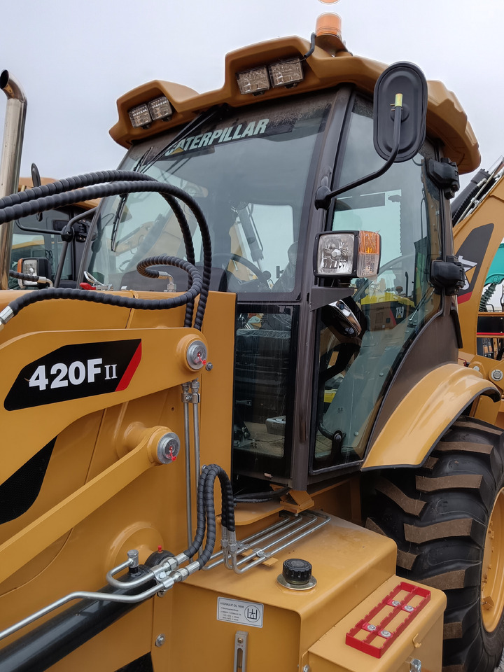 CATERPILLAR 420F2 BRAND NEW - Backhoe loader: picture 5 CATERPILLAR 420F2 BRAND NEW - Backhoe loader: picture 5