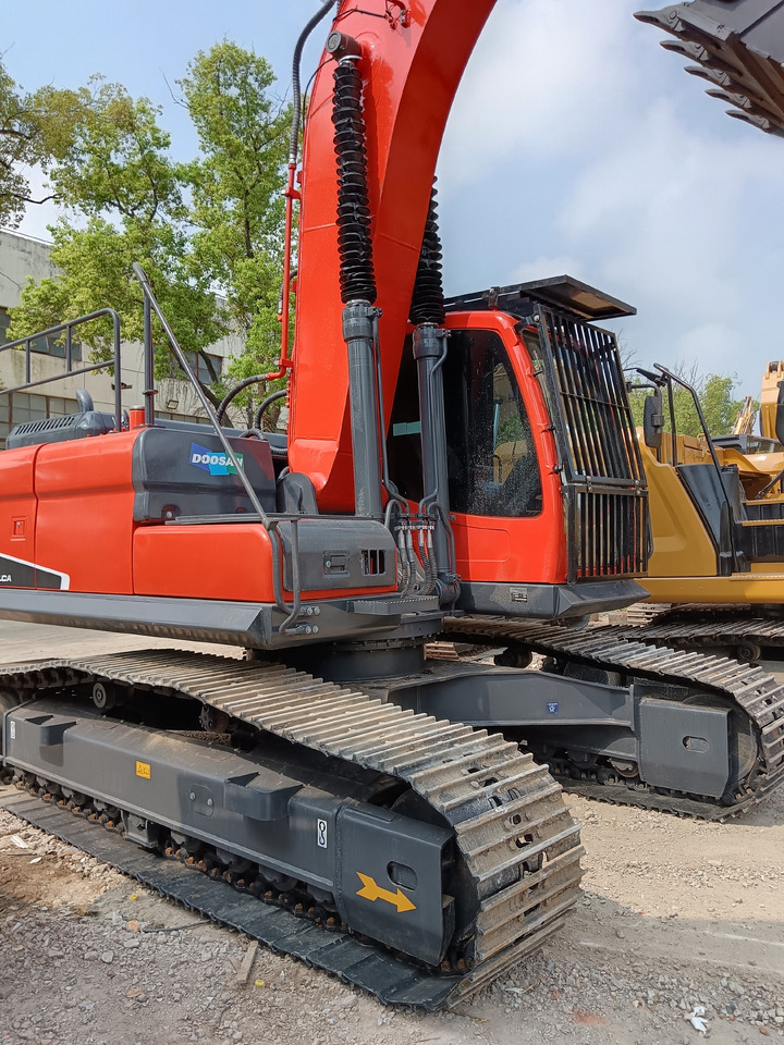 DOOSAN DX225LC-9C DX225LCA - Crawler excavator: picture 3 DOOSAN DX225LC-9C DX225LCA - Crawler excavator: picture 3