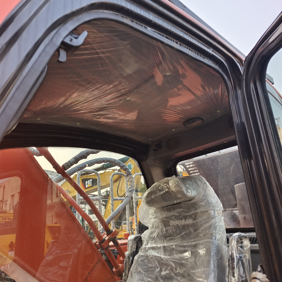 DOOSAN DX300 LC-9C DX300LCA - Crawler excavator: picture 3 DOOSAN DX300 LC-9C DX300LCA - Crawler excavator: picture 3