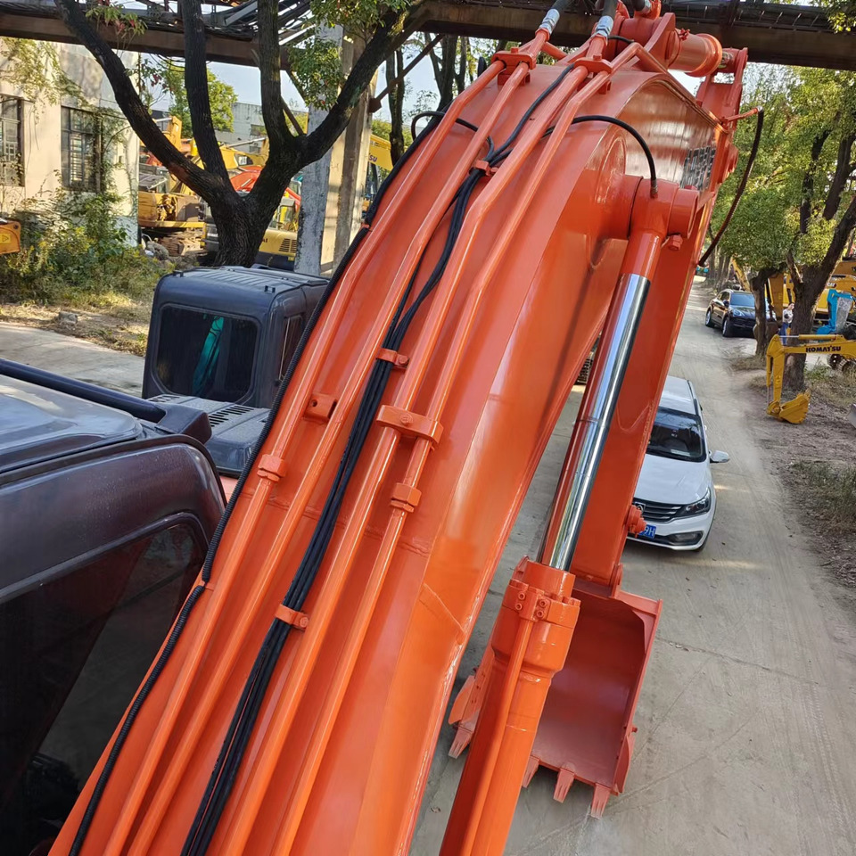 HITACHI ZX200-3 ZX200 - 3G - Crawler excavator: picture 2 HITACHI ZX200-3 ZX200 - 3G - Crawler excavator: picture 2