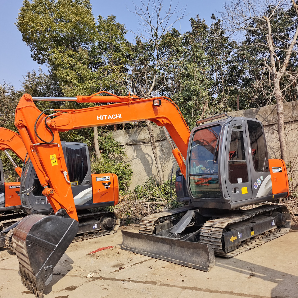 HITACHI ZX70 - Mini excavator: picture 1 HITACHI ZX70 - Mini excavator: picture 1