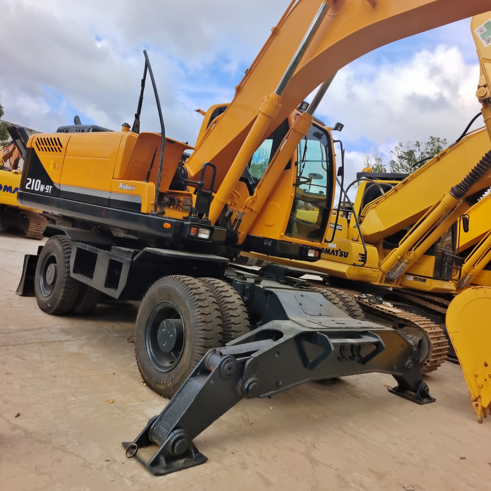 Wheel excavator HYUNDAI 210W-9: picture 9