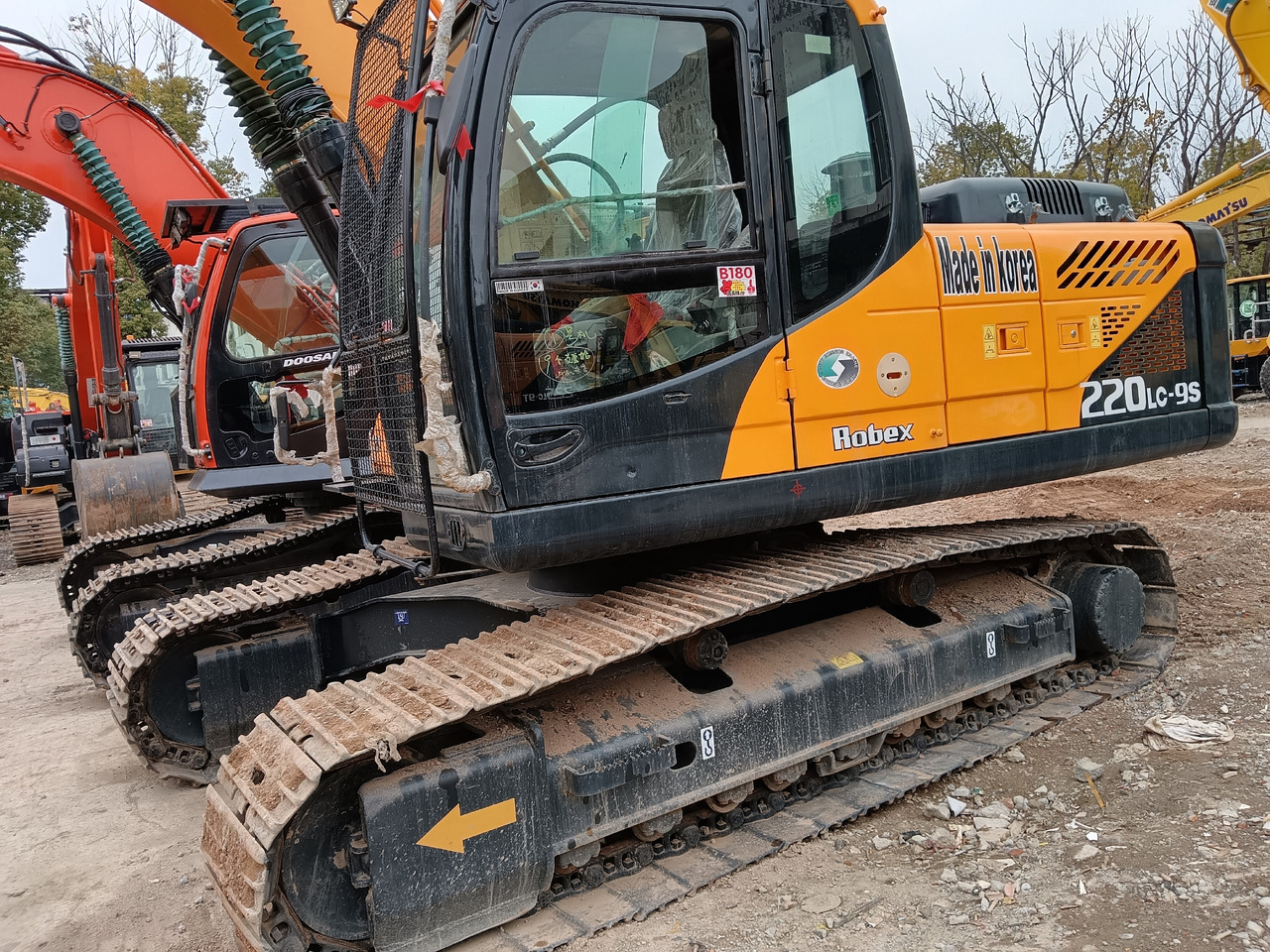 Crawler excavator HYUNDAI 220 LC - 9 S Hyundai 220LC-9S: picture 1