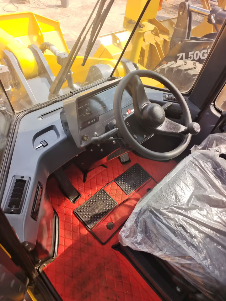 KOMATSU WA470-3 - Wheel loader: picture 4 KOMATSU WA470-3 - Wheel loader: picture 4