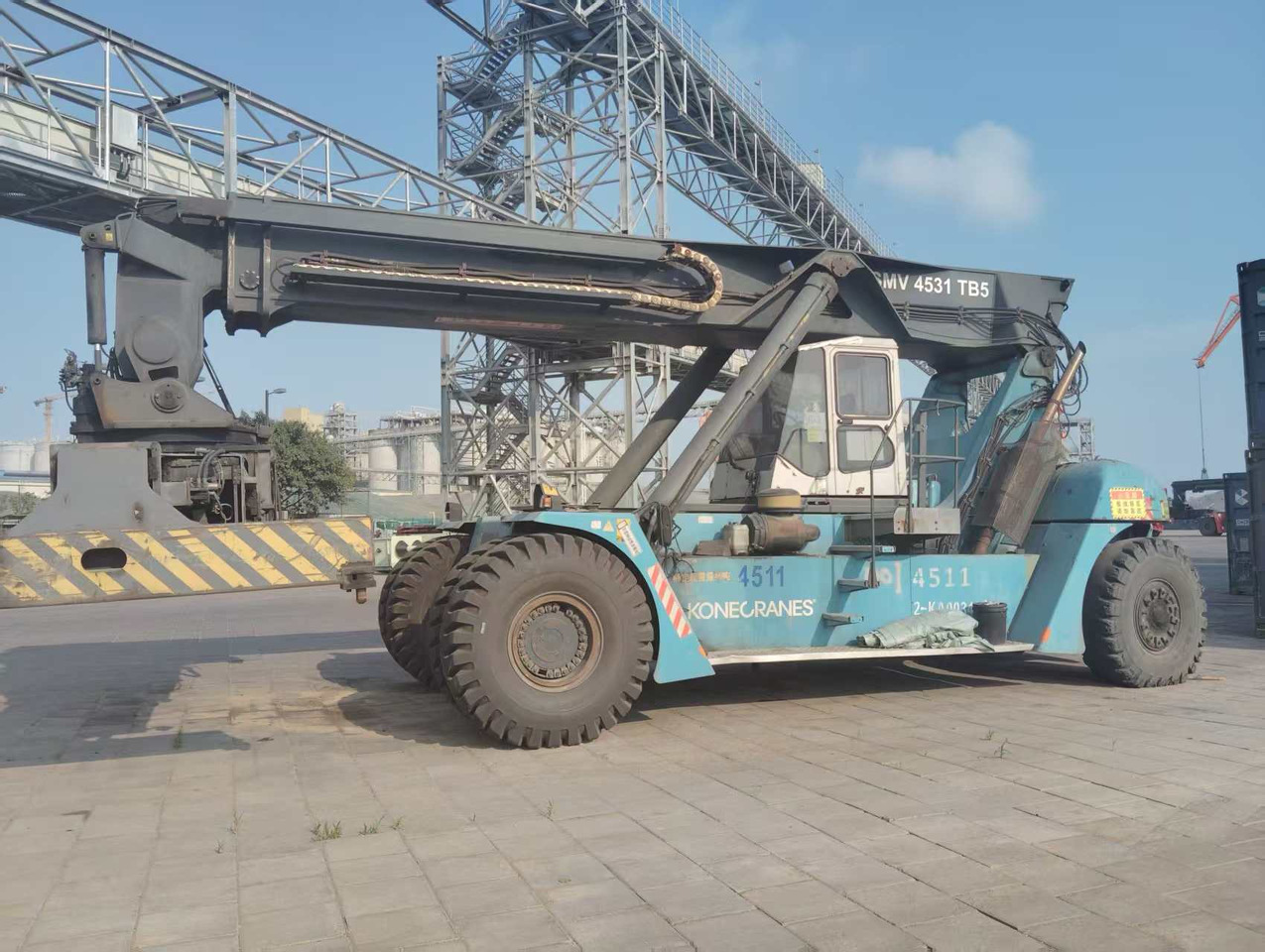 KONECRANES SMV 4531 TB5 45 TON CAPACITY - Reach stacker: picture 4 KONECRANES SMV 4531 TB5 45 TON CAPACITY - Reach stacker: picture 4