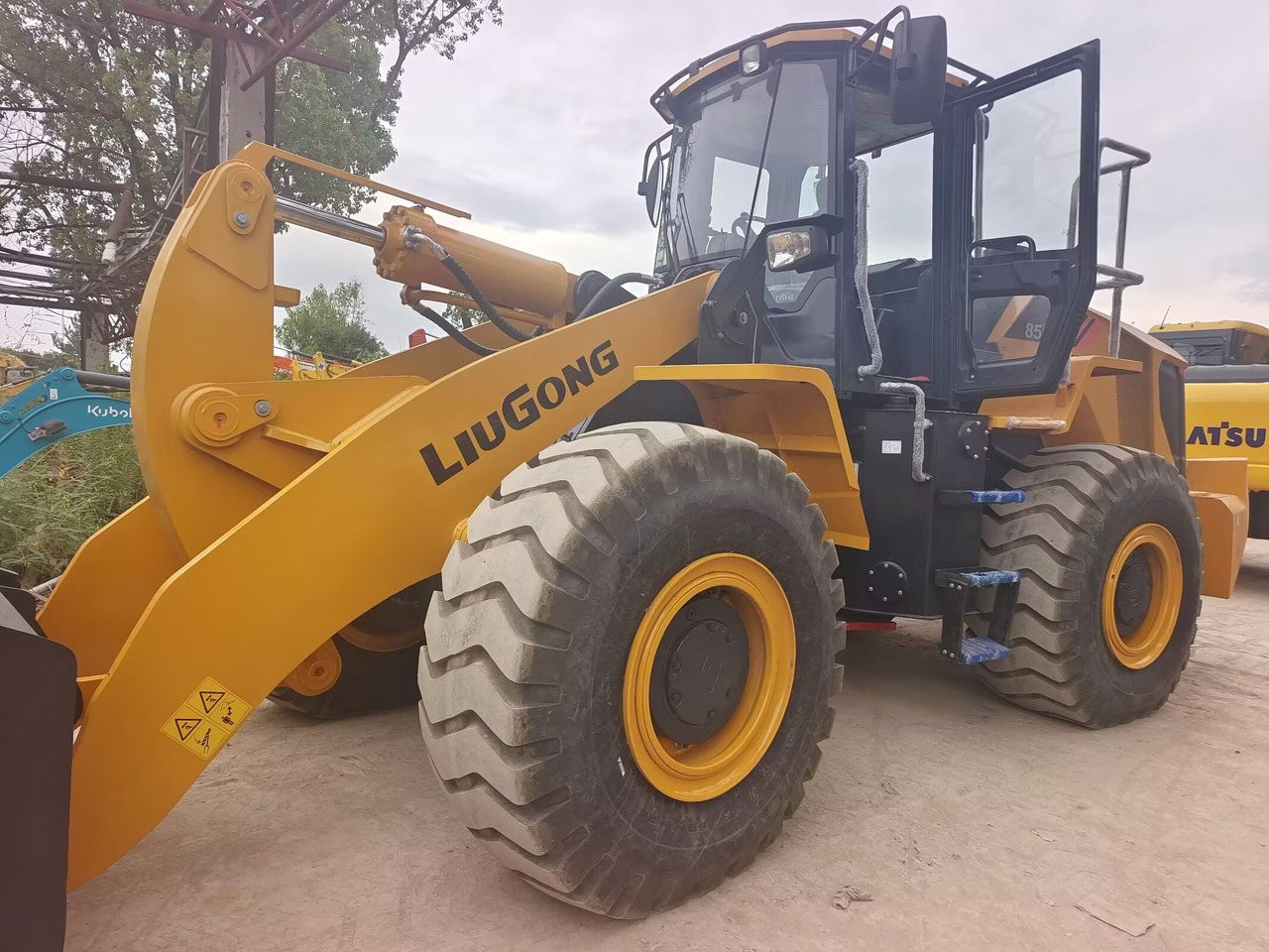 LIUGONG 856H - Wheel loader: picture 5 LIUGONG 856H - Wheel loader: picture 5