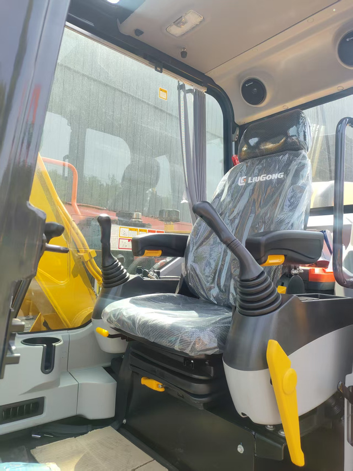 LIUGONG 9075FG4 BRAND NEW 7.5 TON DIGGER - Mini excavator: picture 5 LIUGONG 9075FG4 BRAND NEW 7.5 TON DIGGER - Mini excavator: picture 5