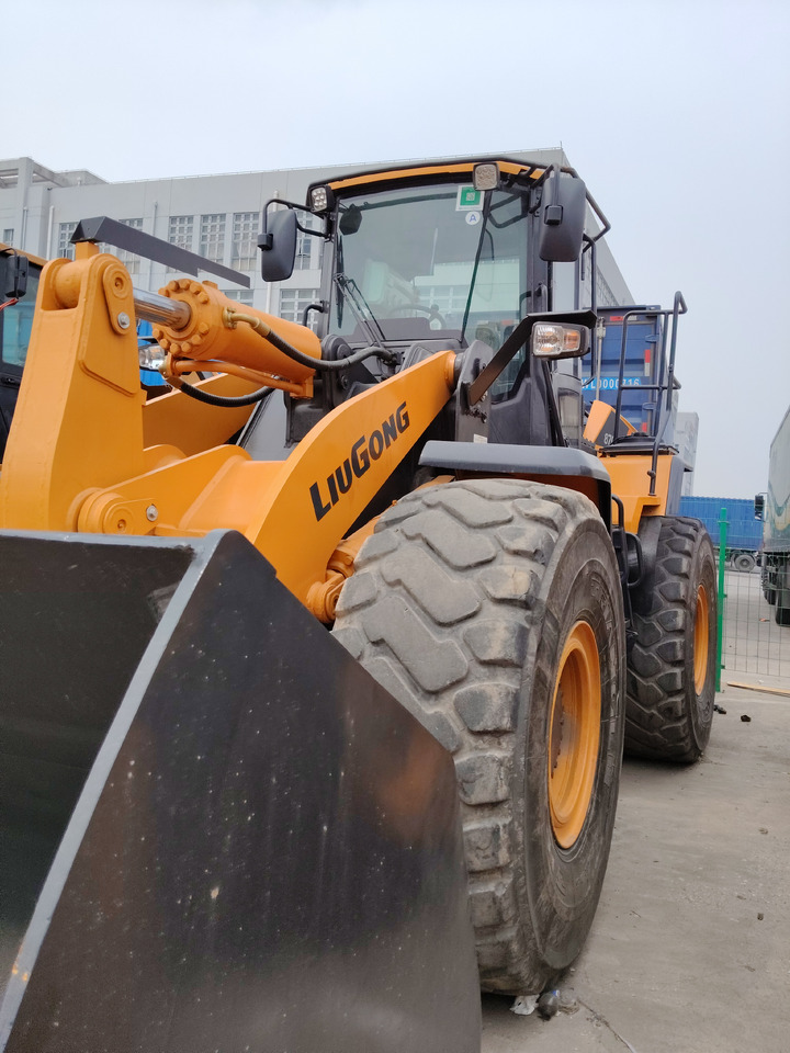 LIUGONG CLG 870H - Wheel loader: picture 4 LIUGONG CLG 870H - Wheel loader: picture 4
